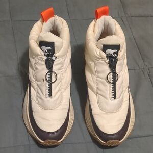 Sorel Cream and Brown Winter Boots